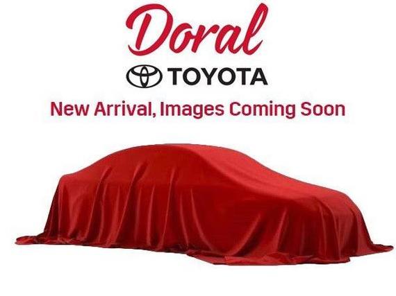 TOYOTA COROLLA CROSS 2022 7MUAAAAG5NV018927 image